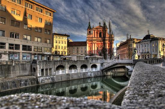 ¬Ljubljana(˹)